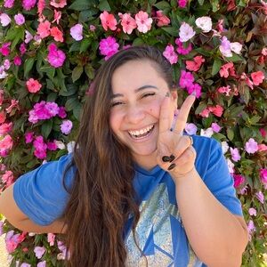 ‼️ALL ITEMS ON SALE! MUST GO!‼️ Make me an offer & bring these home! 💕